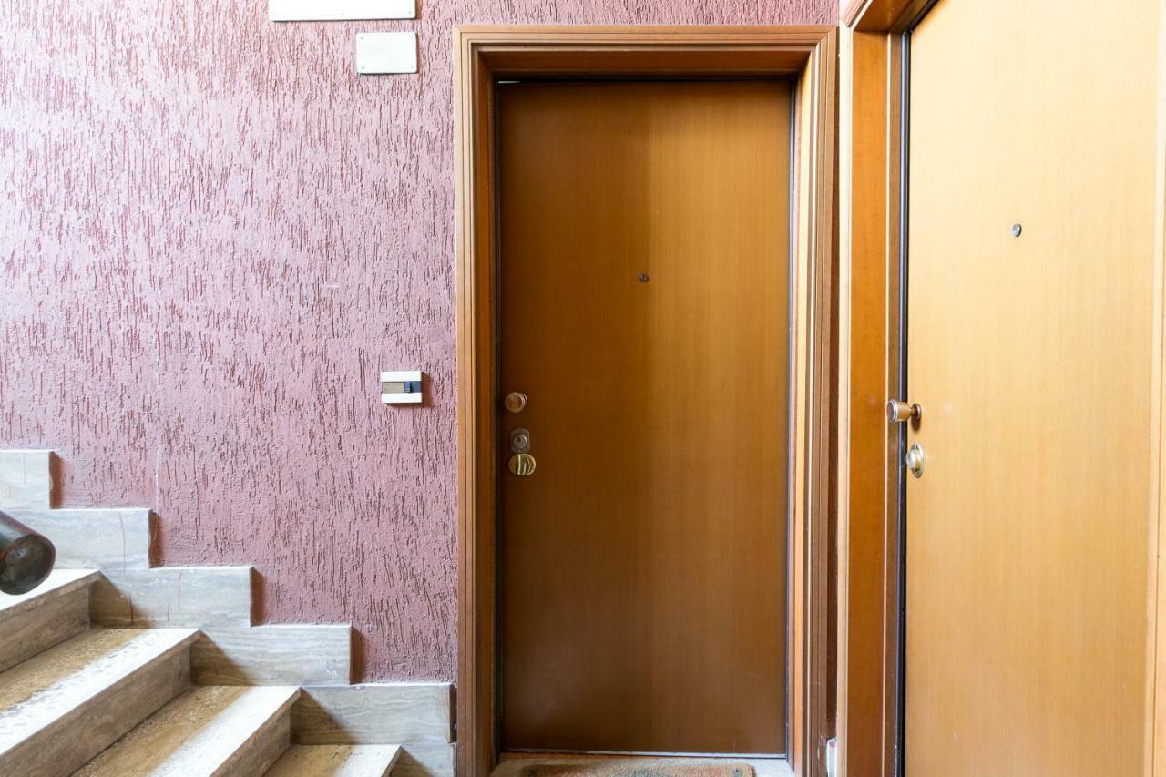 Vacanze Romane Bed & Breakfast Exterior photo